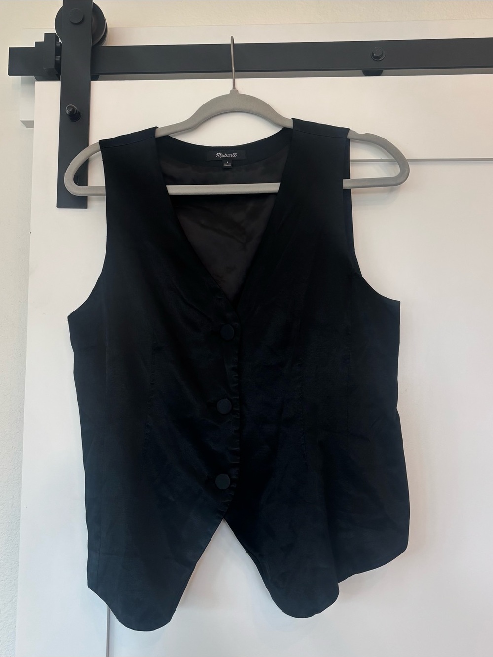 Madewell Black Satin Sleeveless Button Vest